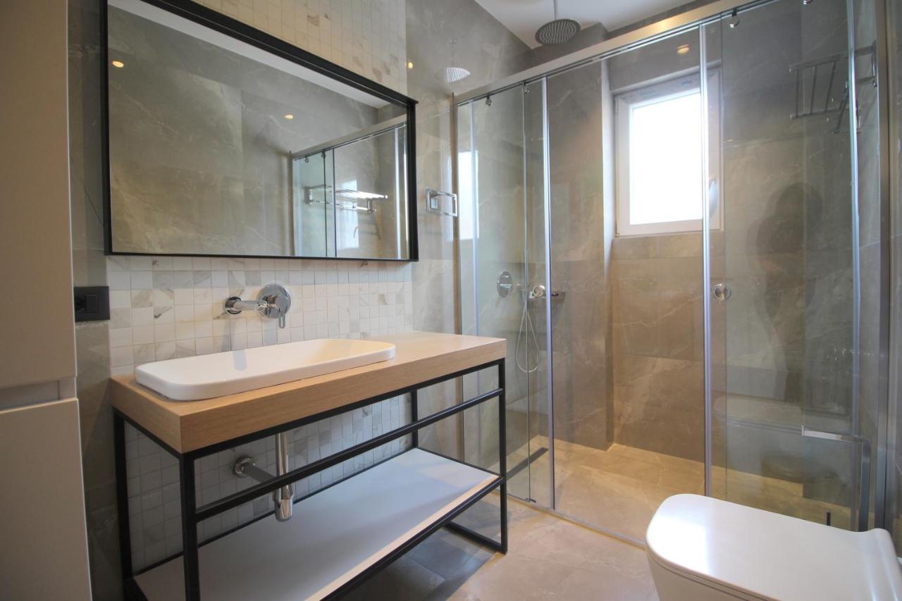 "The View" Luxury Apartments Sarandë 외부 사진