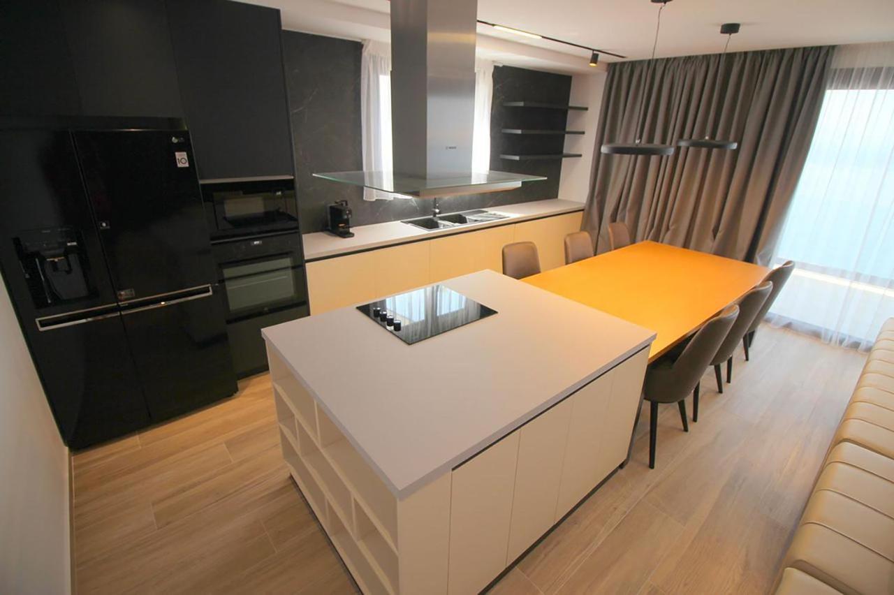 "The View" Luxury Apartments Sarandë 외부 사진